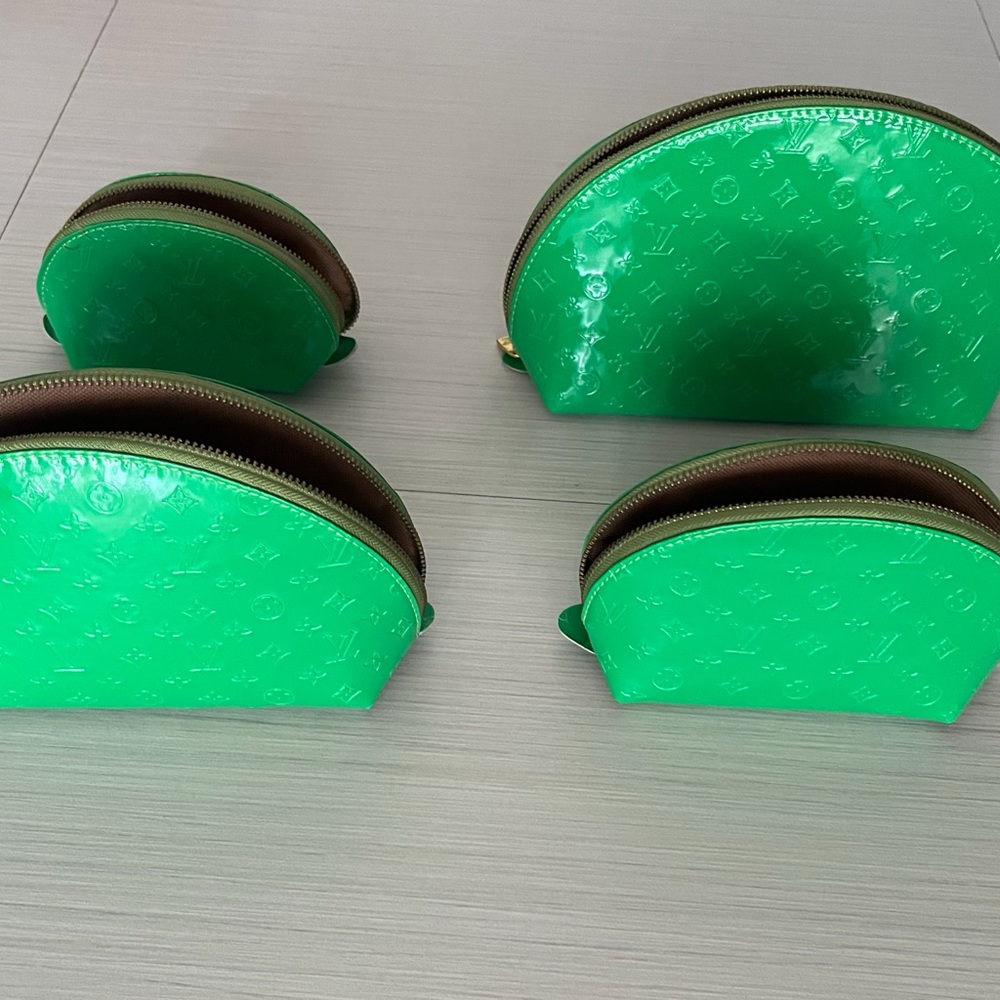 Green Semi-Circle Pouch Set - Picture 6 of 15